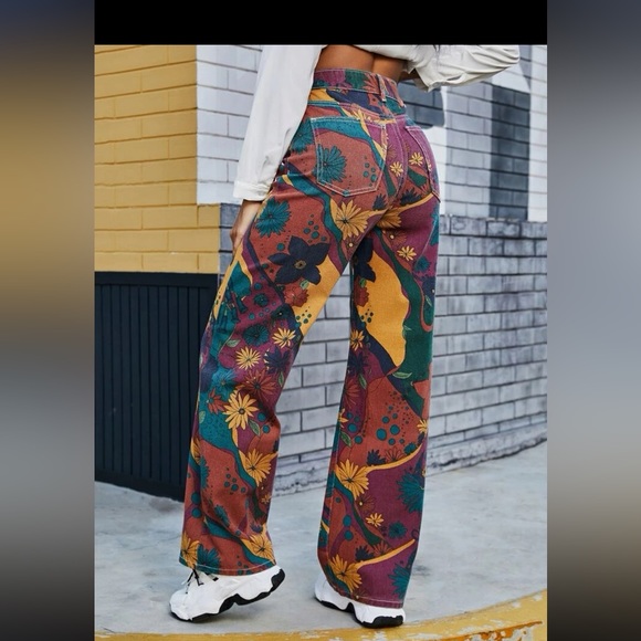 High Waist Floral Wide Leg Jeans - Picture 6 of 7